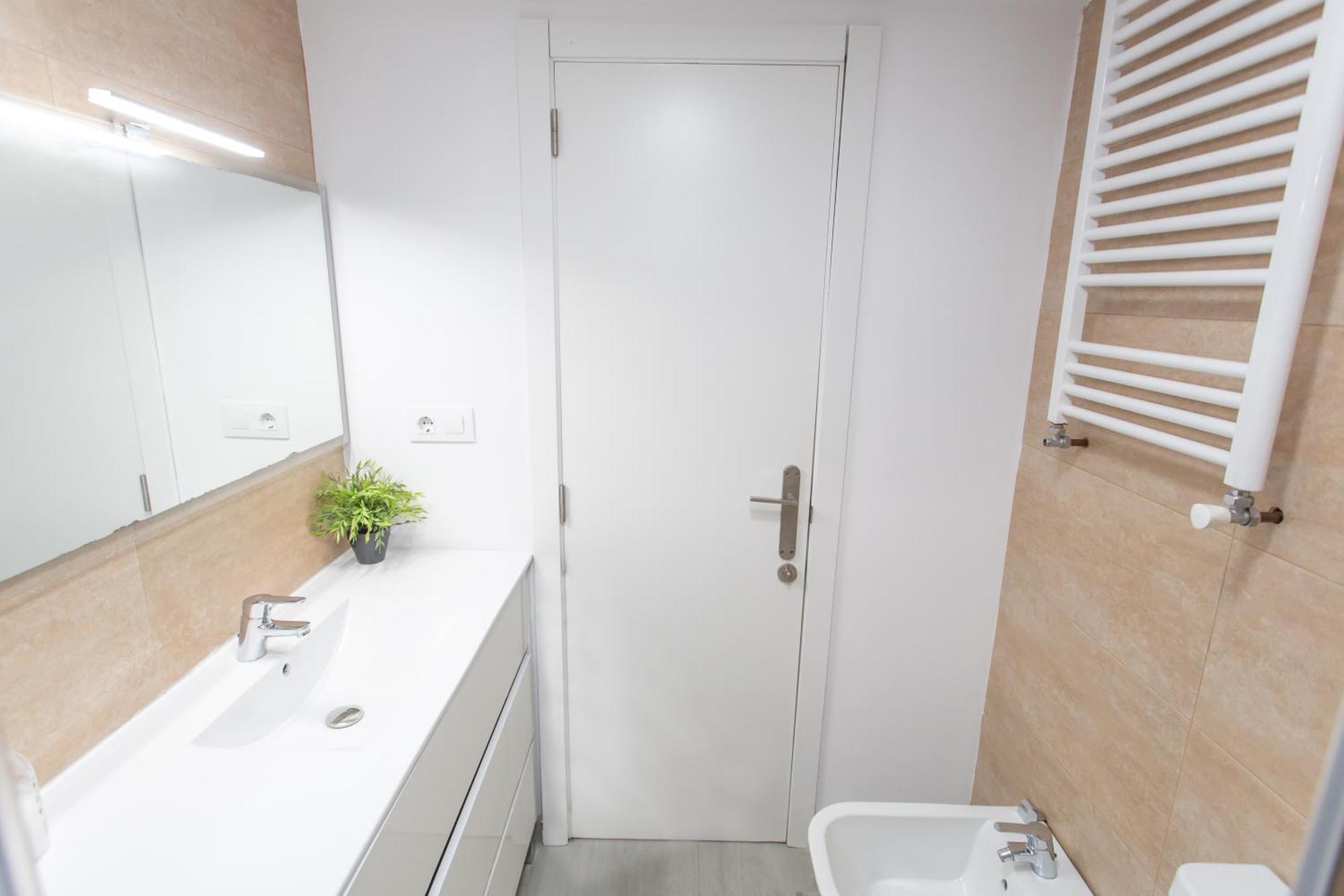 Vlc - Tranquilo Apartamento En Plaza Cisneros Valence Extérieur photo